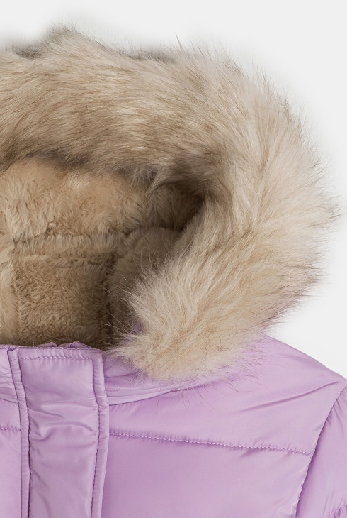 Fioletowa pikowana parka z wodoodpornej tkaniny dla dziewczynki 2
