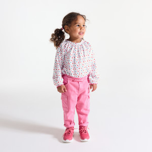 Bedruckte Babybluse aus blauem Seersucker für Mädchen