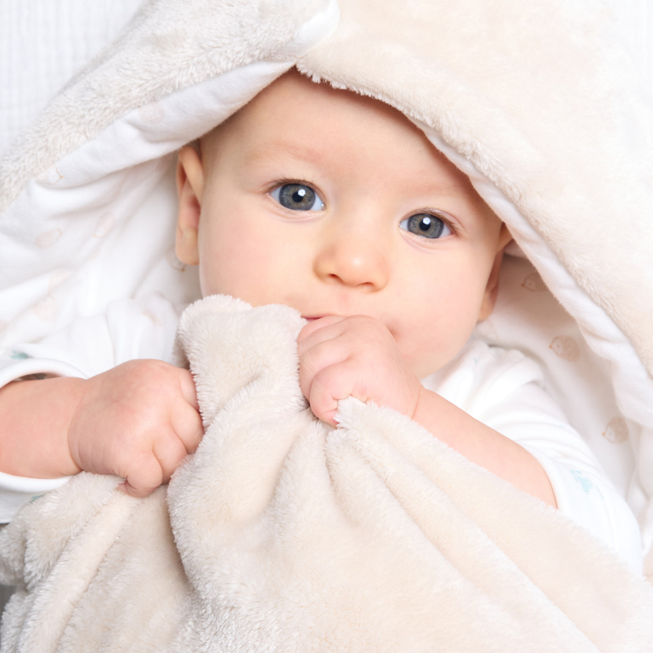 Ictericia Neonatal Ojos Amarillos En Bebes Causas Bilirrubina Alta