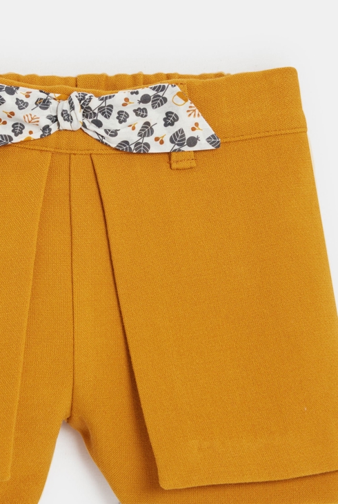 Short chaud à pans jaune bébé fille