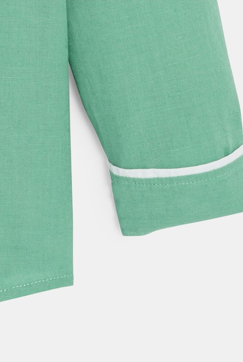 Grünes Hemd + Fliege für Jungen 2