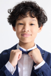 Camisa blanca y pajarita para niño 1