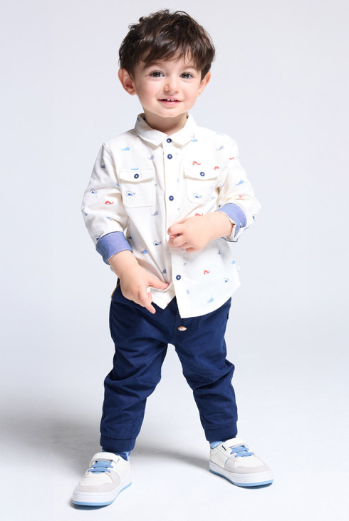 Weißes Cordhemd mit Walmotiv Kleinkind Junge 2