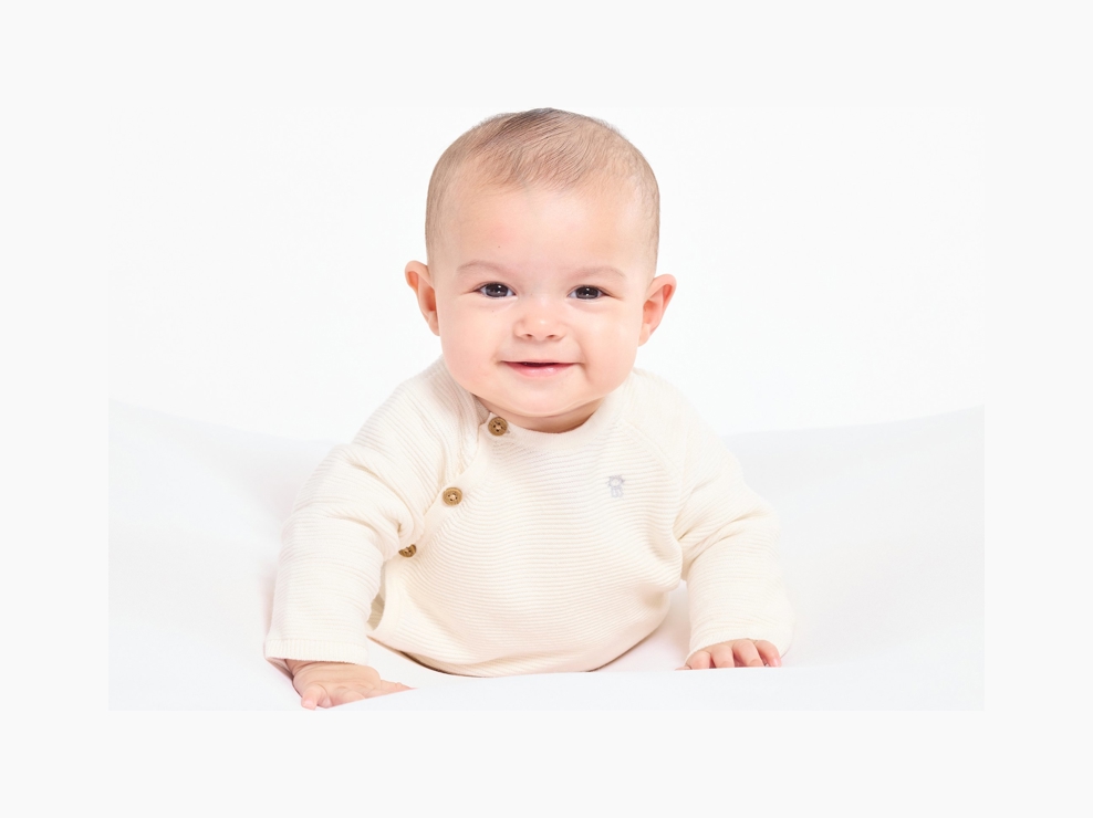 Brassière en maille tricot blanc écru naissance 1