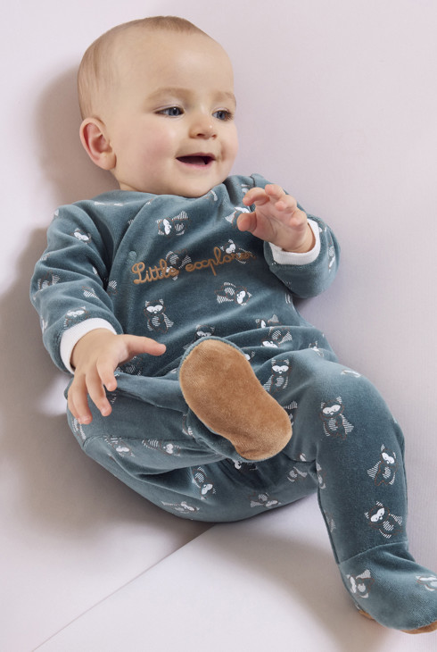 Groene fluwelen pyjama voor babyjongens 2