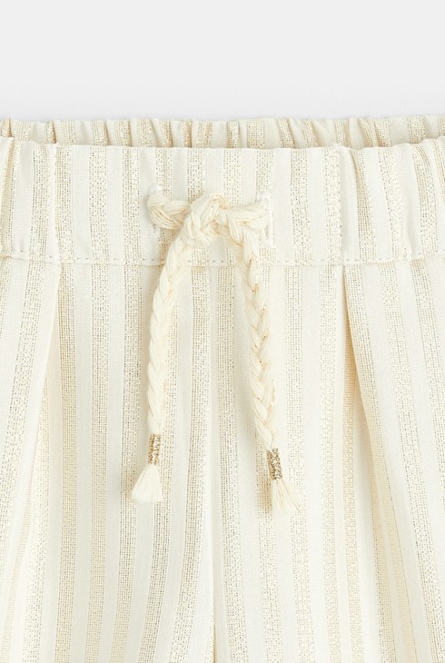 Baby girl's beige shiny striped shorts 2