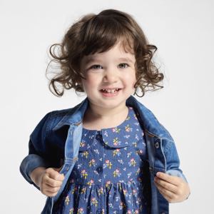 Blaue Baby-Jeansjacke für Mädchen 1