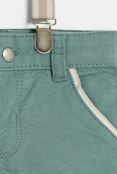 Short à bretelles coton effet lin vert bébé garçon 2