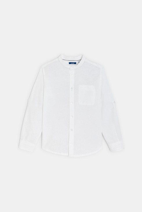 Boy's plain white Henley collar shirt 2