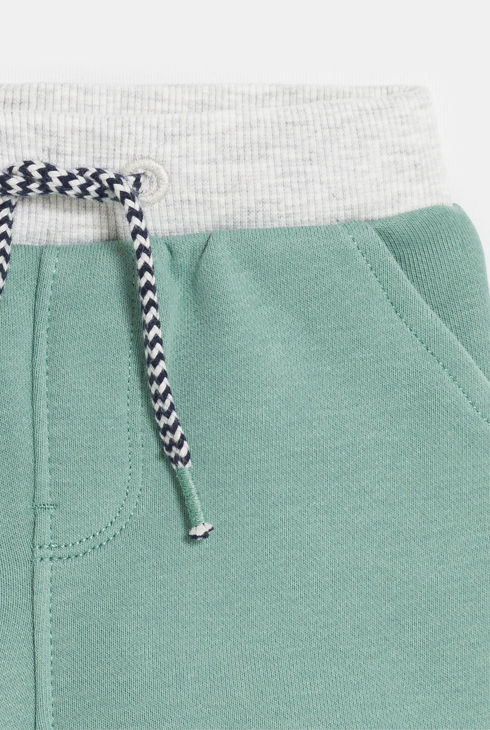 Short en maille taille élastiquée vert bébé fille