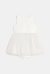 Wit chic jurkje van twee stofsoorten voor babymeisjes 1