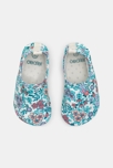 Blaue Baby-Badeschuhe mit Blumenmuster für Mädchen 2
