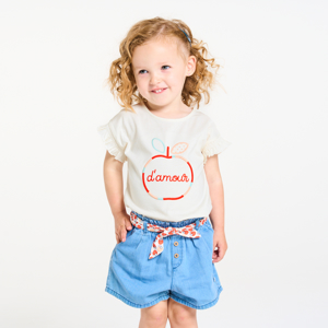 Wit T-shirt met geborduurde appeltje voor babymeisjes 1