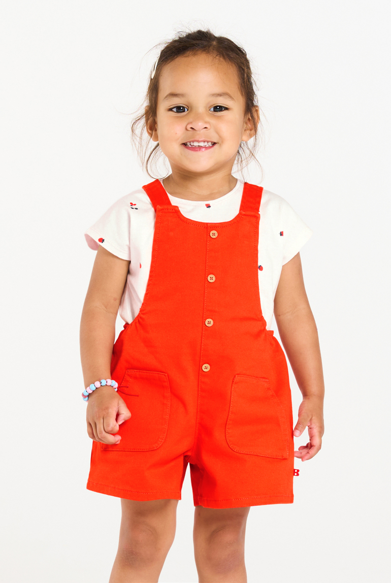 Salopette twill et t-shirt fraises rouge bébé fille 1