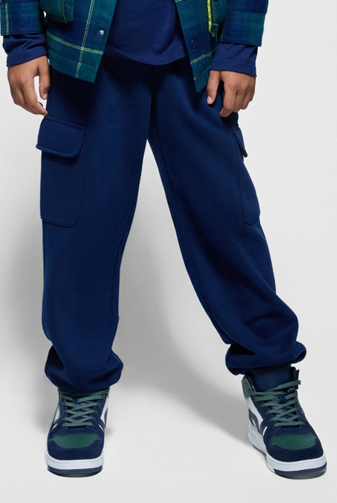 Marineblaue Relax-Jogginghose mit Cargotaschen für Jungen 2