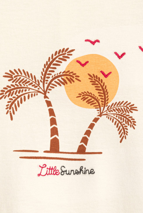 Beiges T-Shirt mit gesmokten Ärmeln für kleine Mädchen