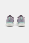 Baskets running mauve fille 4