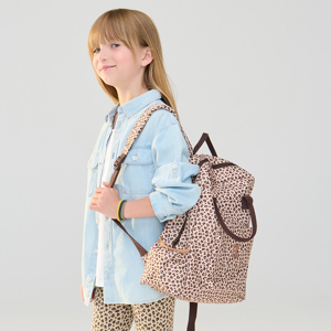 Mochila estampada leopardo niña 1