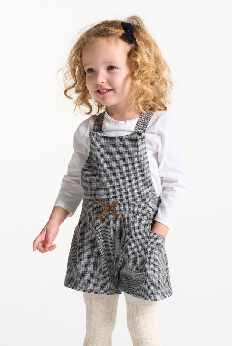 Salopette courte fantaisie chaude et t-shirt gris bébé fille 1