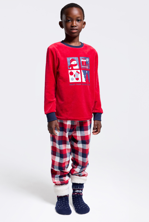 2-teiliger roter Pyjama mit Wintermotiv für Jungen 1