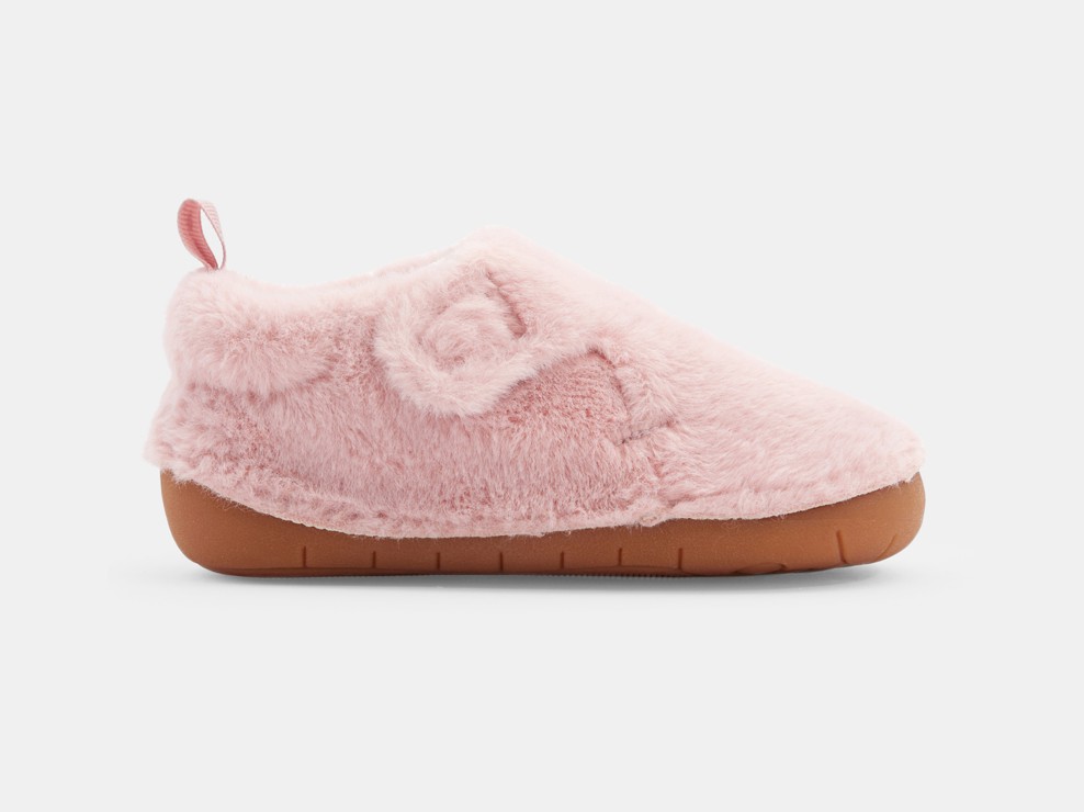 Chaussons fausse fourrure rose bébé fille 1
