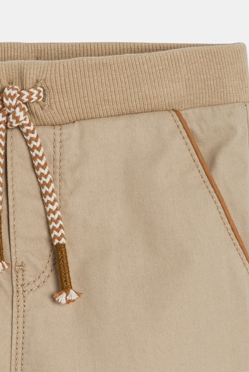 Beige Jogpants aus Baumwolle für kleine Jungen