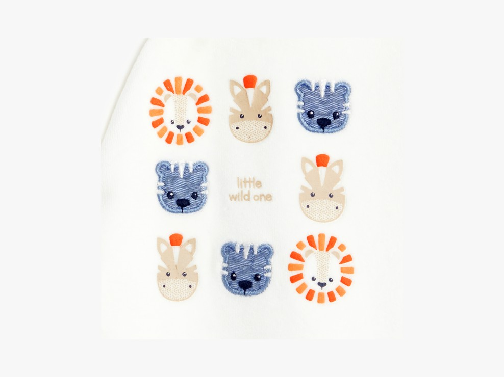 Wit slaappakje van velours met dierenprint voor babyjongens 2