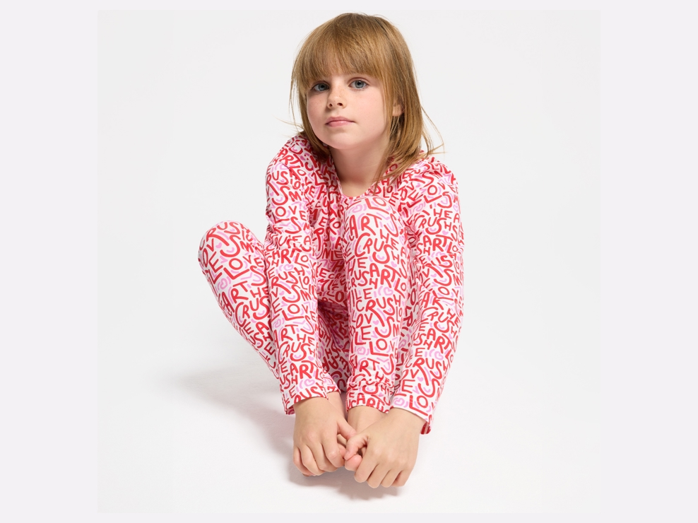 Rosa 2-teiliger bedruckter Samtpyjama für Mädchen 1