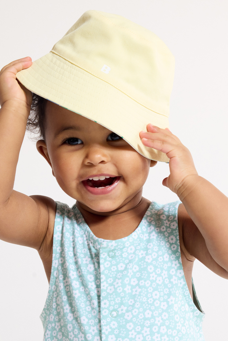 Chapeau de soleil réversible poissons jaune bébé garçon 1