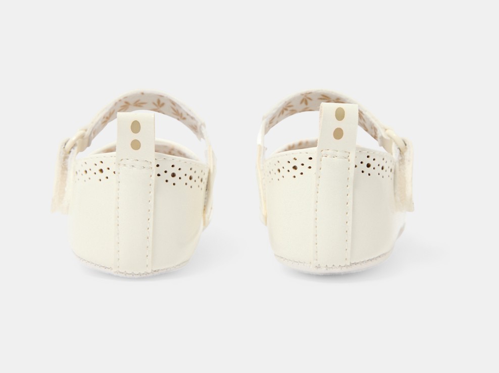 Ballerine chic ajourée blanc naissance fille 2