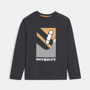 Boy's brown long-sleeve T-shirt with skateboarding motif 1