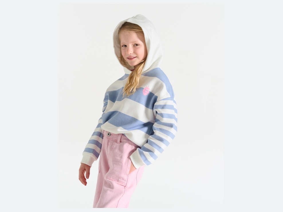 Sudadera con capucha a rayas azul niña 1