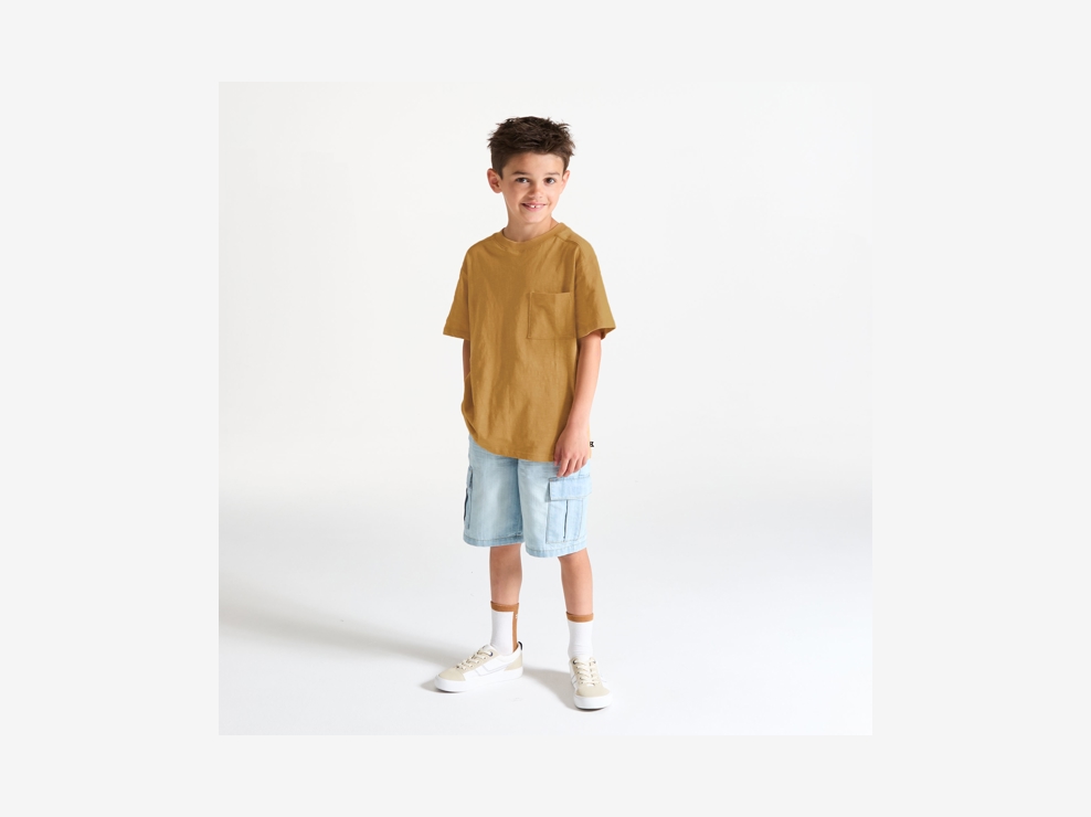 Hellbraunes einfarbiges Kurzarm-T-Shirt für Jungen 1