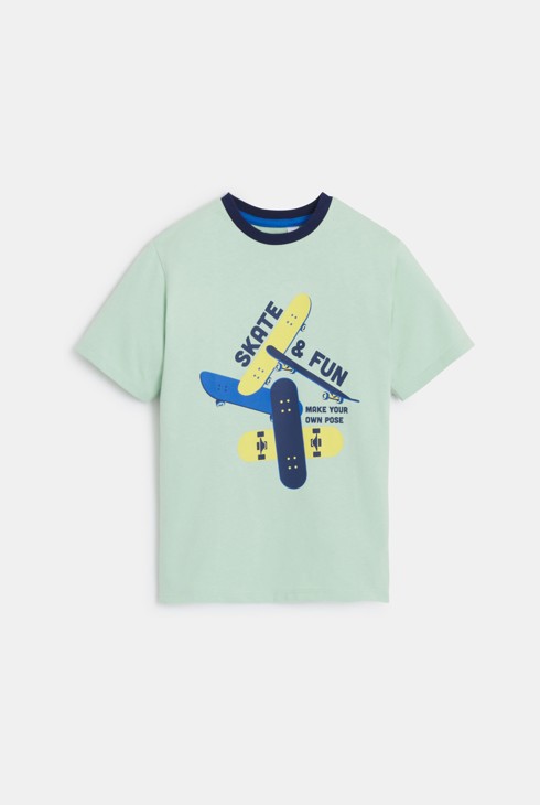Grünes T-Shirt mit Skateboard-Motiv für Jungen 2