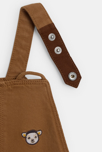 Kurze braune Latzhose mit Taschen Kleinkind Junge 3