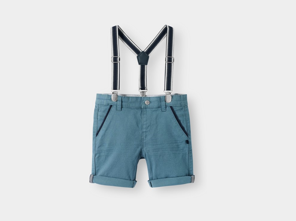 Bermuda blu con spalline removibili per neonato maschio 1