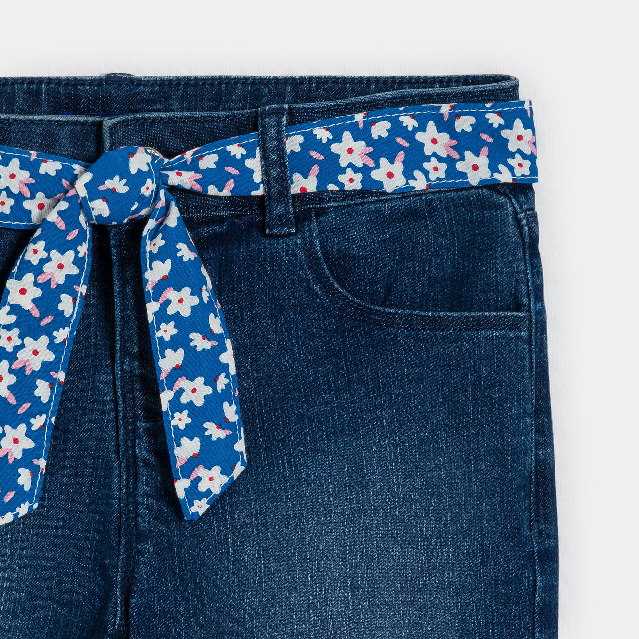 Short ceinturé en jean extensible bleu Fille Okaïdi & Obaïbi