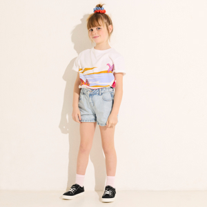 Girl's faded blue denim shorts 1