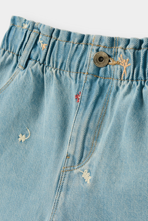 Short en jean brodé bleu clair fille 2