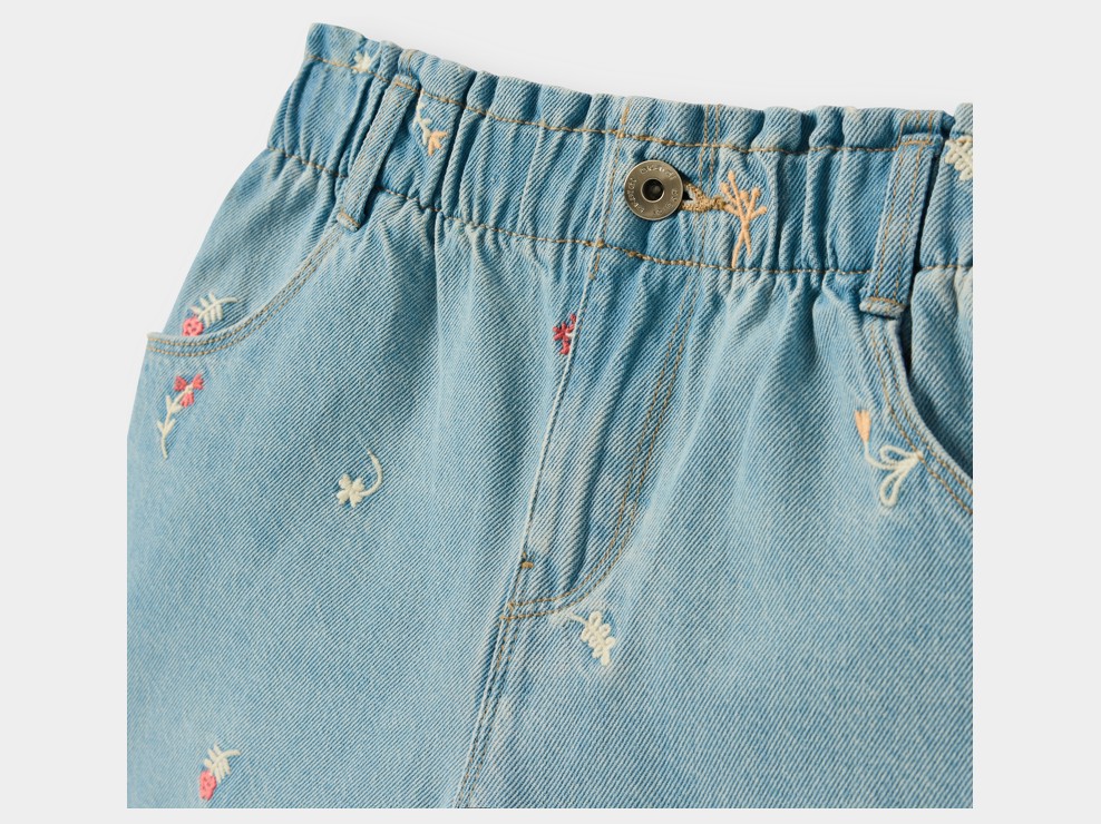 Short en jean brodé bleu clair fille 2