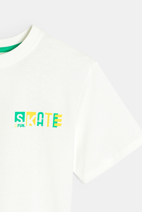 Weißes Kurzarm-T-Shirt mit Skateboard für Jungen