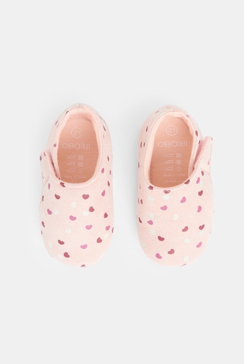 Chaussons cœurs rose bébé fille 2