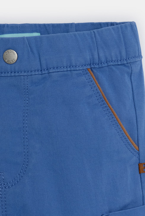 Blaue Cargohose mit elastischen Beinabschlüssen Kleinkind Junge 2