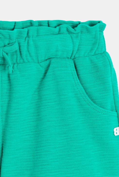 Grüne Shorts aus leichtem Gewebe mit hohem Bund für kleine Mädchen 2