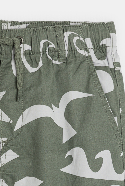 Khakifarbene bedruckte Bermuda-Shorts für Jungen