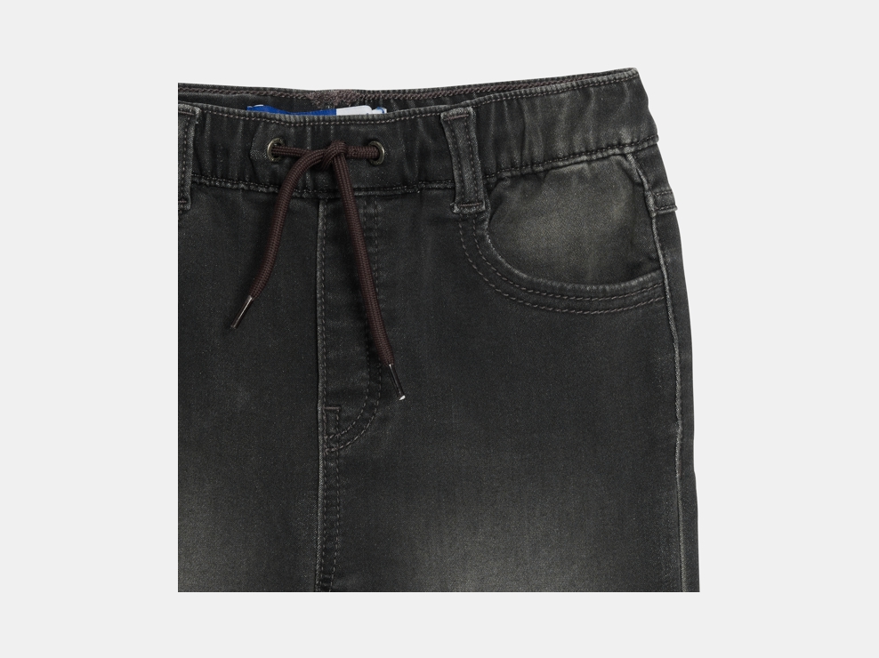 Jeans-Bermudashorts in verwaschenem Schwarz für Jungen 2