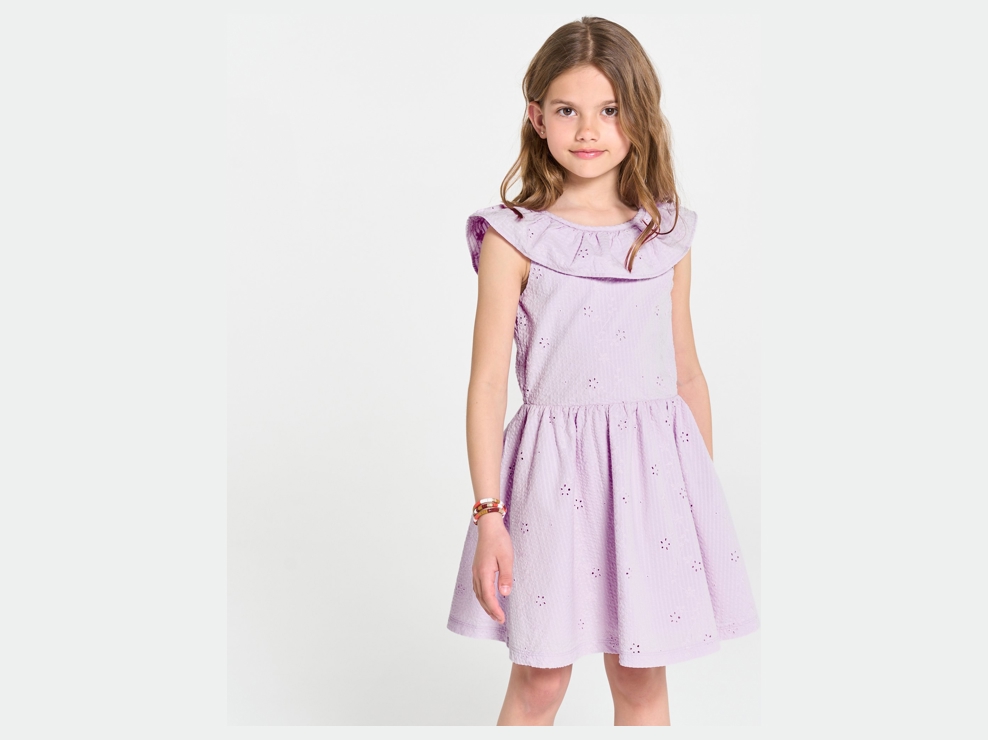 Abito corto in sangallo color malva per bambina 1