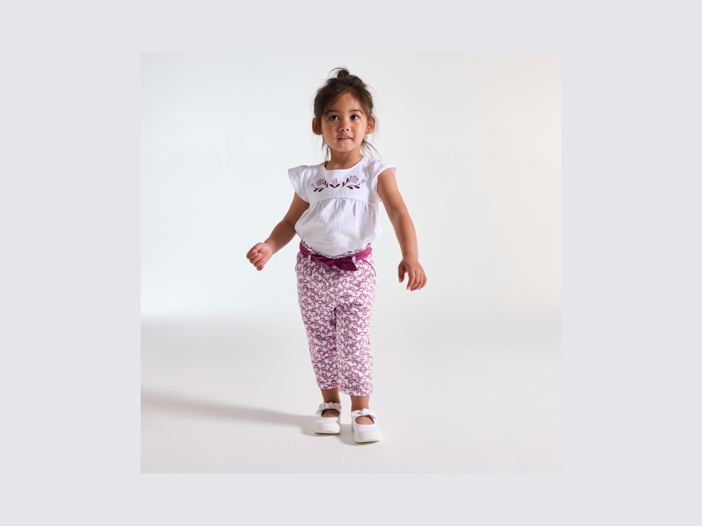 Pantalon fleuri coton léger mauve bébé fille 1