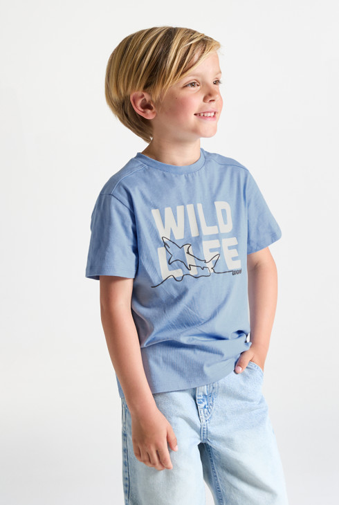 Himmelblaues Kurzarm-T-Shirt mit Schriftzug für Jungen 2