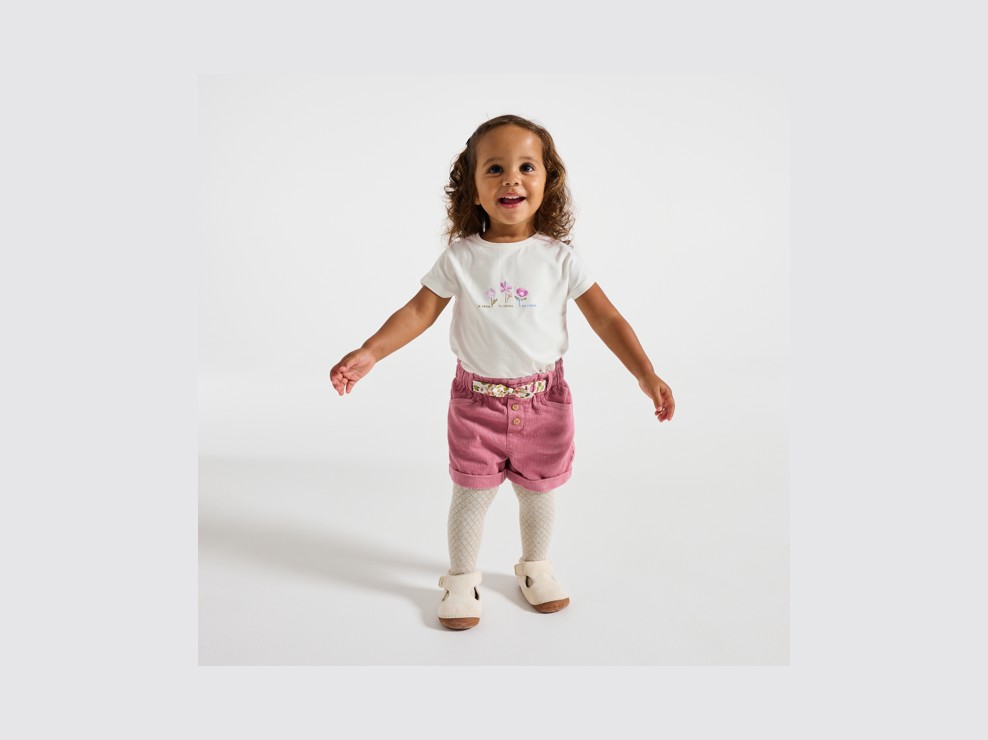 T-shirt sensoriel fleurs blanc bébé fille 1